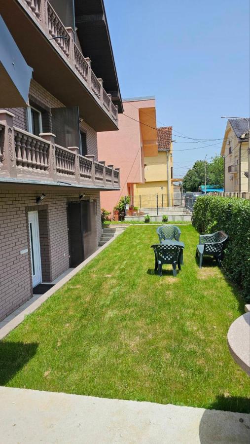 Garden Apartmani Ягодина Екстериор снимка