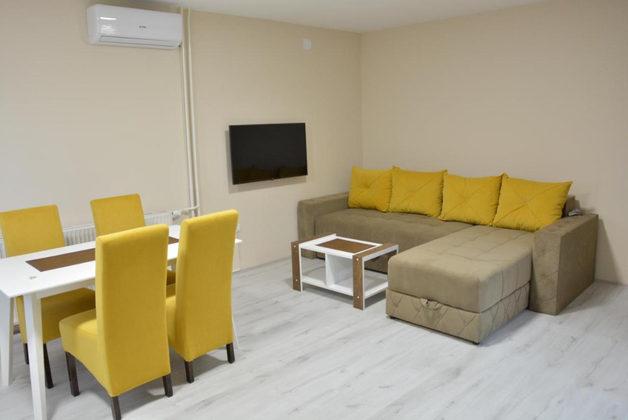 Garden Apartmani Ягодина Екстериор снимка