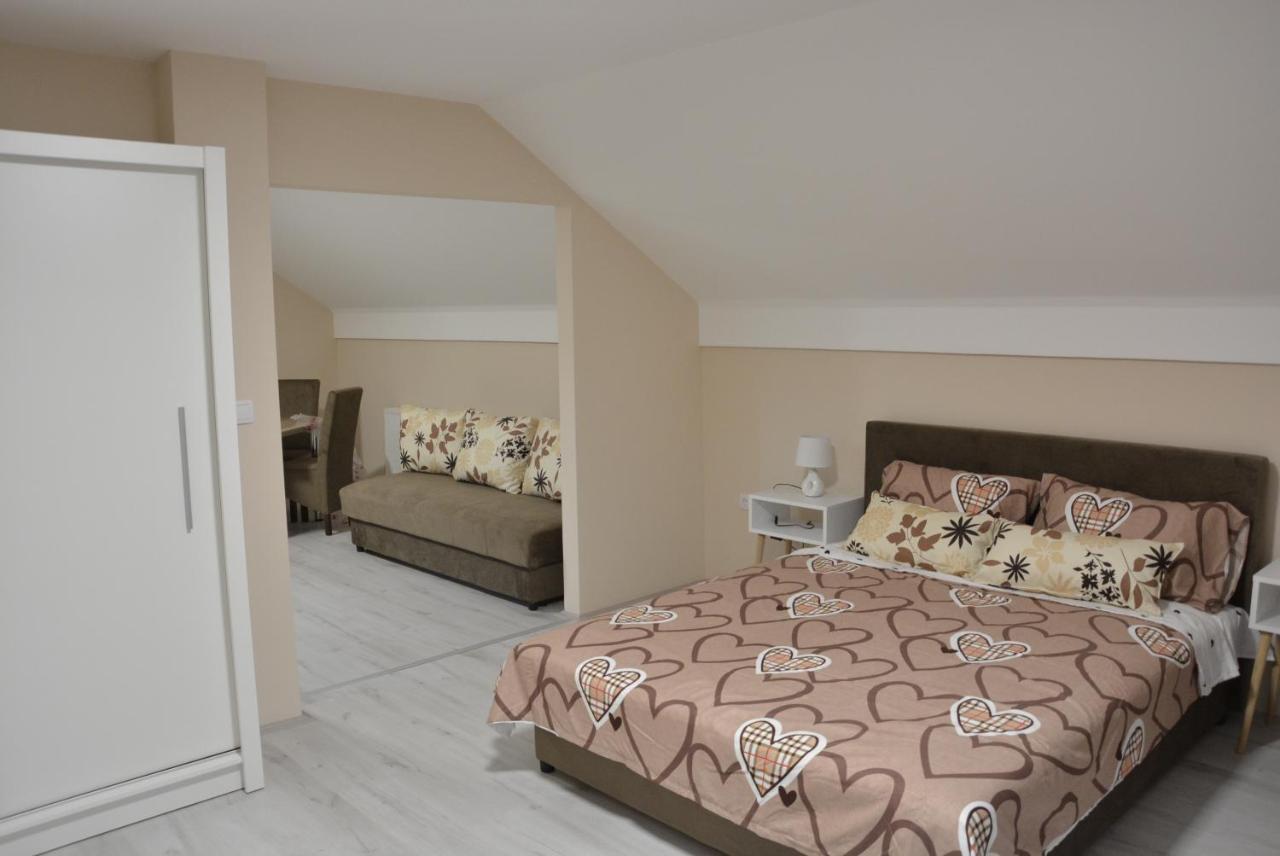 Garden Apartmani Ягодина Екстериор снимка