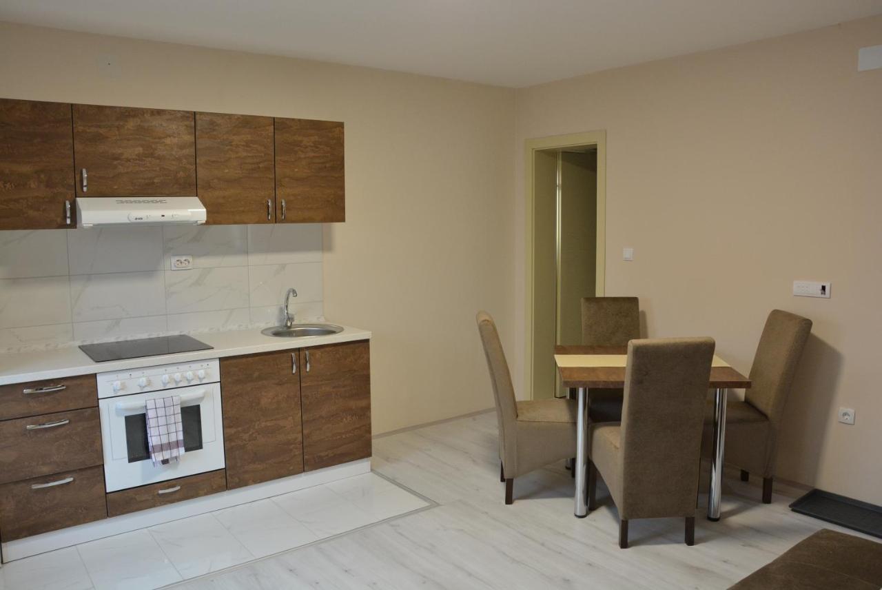 Garden Apartmani Ягодина Екстериор снимка