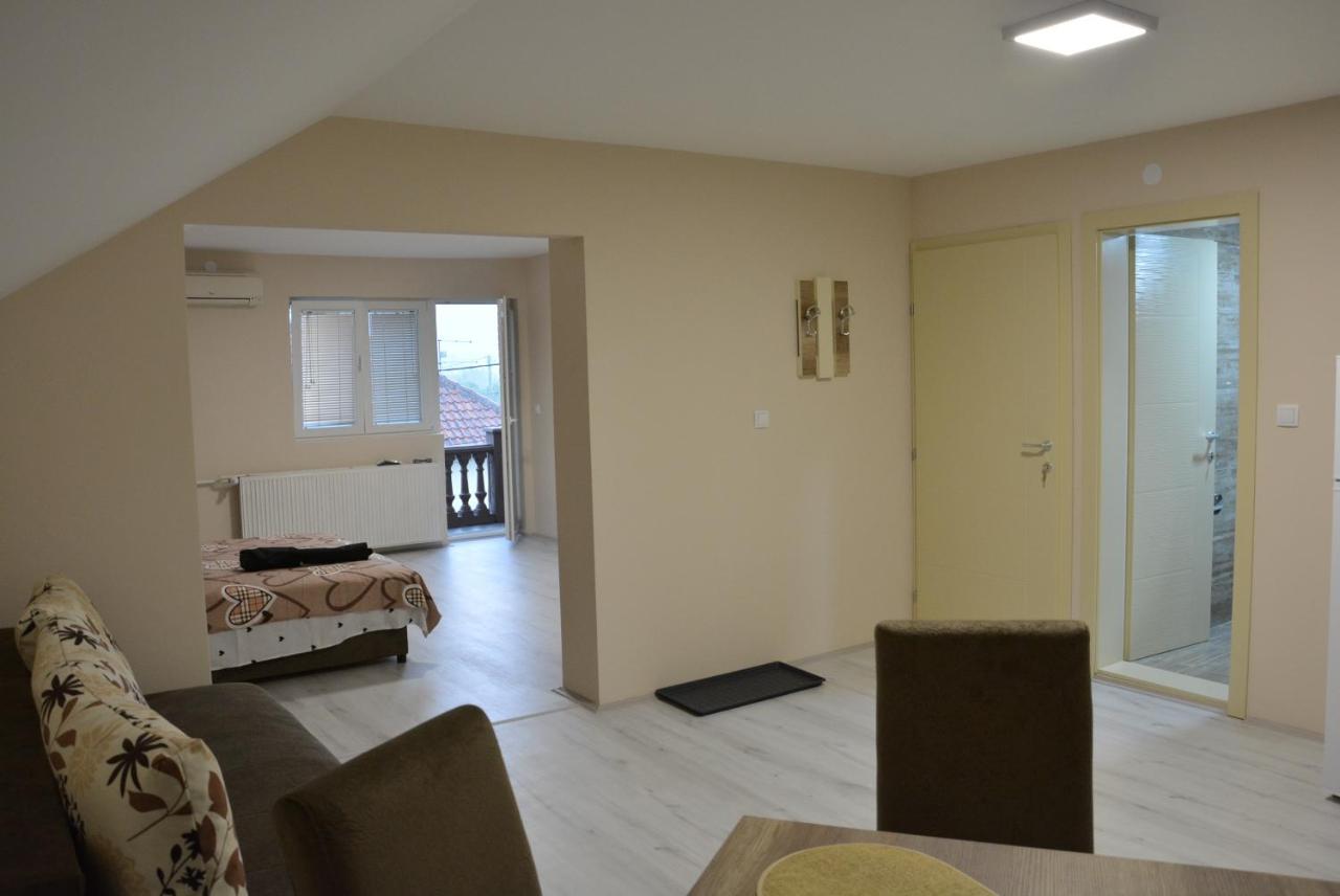Garden Apartmani Ягодина Екстериор снимка