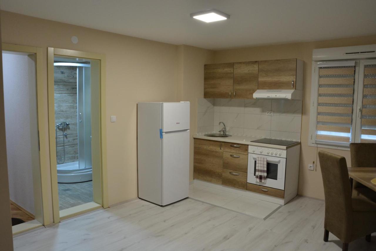 Garden Apartmani Ягодина Екстериор снимка